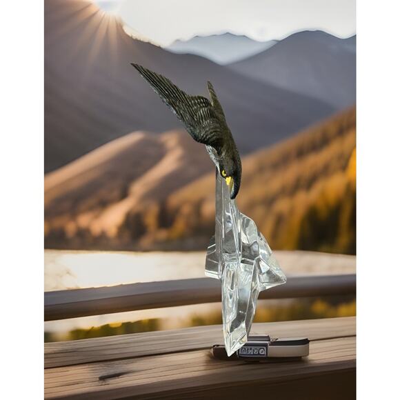 Vtg Franklin Mint Alaskan Frontier Wildlife Sculpture “Hawk” - Picture 2 of 4